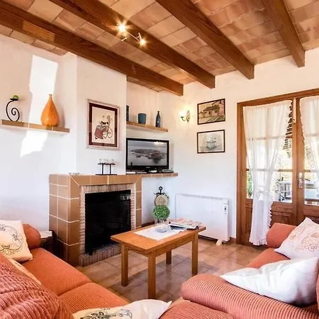 Cozy House Near Port De Pollensa By Renthousing Holiday home Port de Pollenca